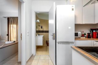 Memi Beach front Villa - 4