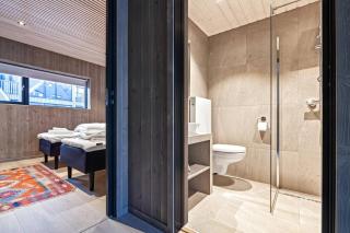 Stor moderne leilighet i Henningsvær, 70 kvm - 1