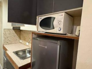 Citadel Inn a4 Central Nightlife Makati free Pool - Manila - 1