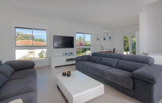 Villa Near Beach in Marbella with Heated Pool - Marbella - 8