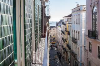 FLH Bairro Alto Balcony with River View - Lissabon - 8