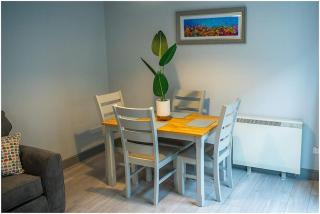 Chapel Place, Town Centre - 9