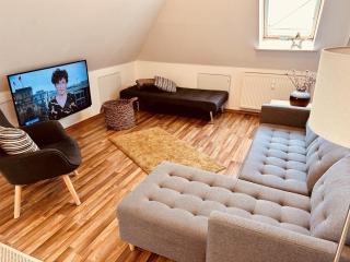 CASA REHSE I Modernes Apartment I 24h-Self-Check-in I kostenlos Parken & WLAN I Smart&Kabel-TV I ÖPNV - Erfurt - 3