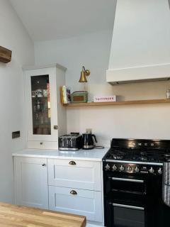 Favour Royal Cottage - dog friendly forest escape - 6