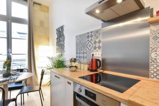 Grand 2 pièces entre vieux Bordeaux et quais ! - Bordéus - 7