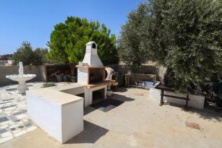 Captivating 2-Bed House - Alaminos - 6