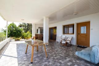 Captivating 2-Bed House - Alaminos - 4