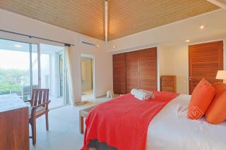 Magnifique villa rénovée neuve à Orient Bay - 2