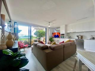 Oceanfront Family Apartment Pool & BBQ - 0
