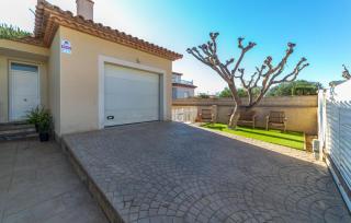 Nice Home In Miami Platja With Kitchen - Miami Platja - 3