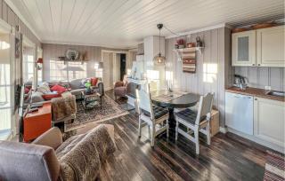 Lovely Apartment In Beitostølen - 9