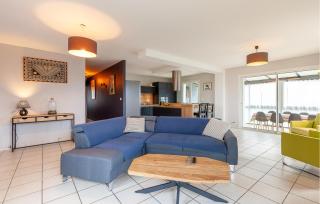 Beautiful Home In Six-Fours-Les-Plages - Six-Fours-les-Plages - 6