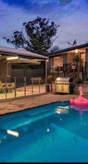 Resort style home pool spa sauna - Phillip - 7