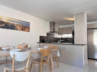 Appartement climatisé avec piscine, terrasse et parking - 6 couchages, près de la plage - FR-1-251-451 - Le Lavandou - 5