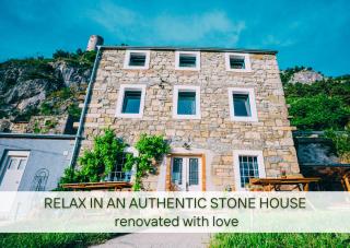 Stone house with amazing view - Črni Kal - 9