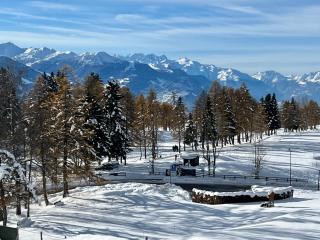 Exclusive Comfy Apartment in Central Crans-Montana - 6