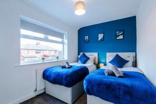 Spacious 3 Bedroom House close to Etihad - Manchester - 8