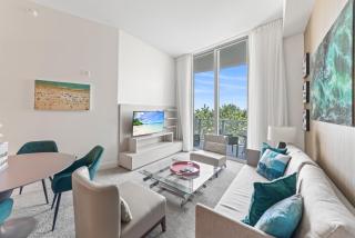 Sunset Bliss Resort - Oceanfront apartment with great resort amenities, rooftop pool and hot tub - Hollywood - 4