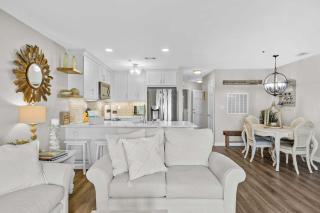 Villa Capriani Condo with Direct Beach Access! - North Topsail Beach - 5