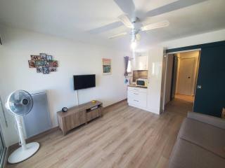 Studio rénové à deux pas de la plage de Sainte Asile à Pin Rolland - Saint-Elme - 5