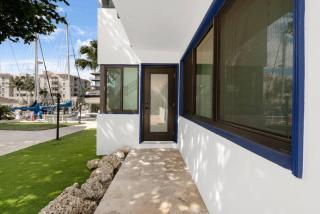 Charming Waterfront Cottage - Fort Lauderdale - 3