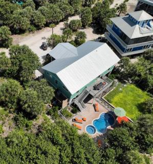 Island Haven: Uncover Blissful Paradise - North Captiva - 1