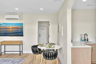 1 bedroom tropical pool house - 1