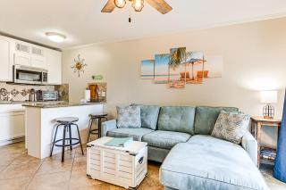 Galveston Vacation Rental - Walk to the Beach! - 5