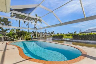 Southern Exposure, Saltwater Pool - Villa Solaris - Roelens Vacations - Cape Coral - 0