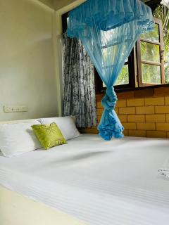 Milkyway Holiday Resort - Unawatuna - 8