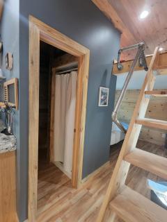WeeCasa Tiny Home Resort - Lyons - 8
