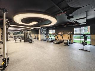 Modern Elegance -1BR- Belgravia Square JVC - 6