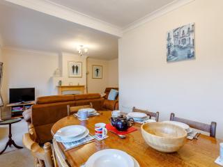 3 Bed in Brixham BX002 - Brixham - 2