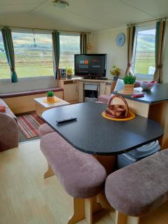 M&C Caravan Hire Sunnysands - 2