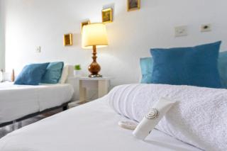 1003 - Seafront apartment on El Paseo - Air conditionning - Wi-Fi - Smart TV - 2