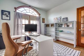 Elegant Pataskala Home with Hot Tub and Fire Pit! - 4