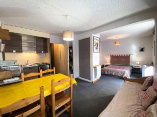 Résidence Hauts De La Vanoise - VAL THORENS location: petit appartement confortable pour 4 personnes avec un grand balcon MAE-9039 - Val Thorens - 0