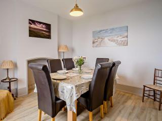 3 Bed in Niton Undercliff IC125 - Niton - 3