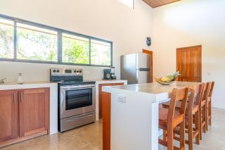 Luxury 2 bedroom, walking distance to beach - Uvita - 4