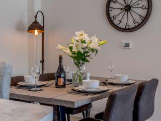 2 Bed in Usk 83993 - Trostrey - 3
