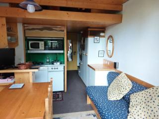 Résidence Mirantin 3 - Appartement 2 pièces, en duplex, pour 4 personnes, au pied des pistes et du télécabine et proche des commerces dans le village d MAE-1808 - 0