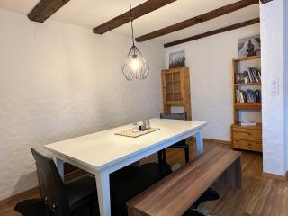 charmante 3,5 Zimmer Wohnung in Bauernhaus - Volketswil - 9