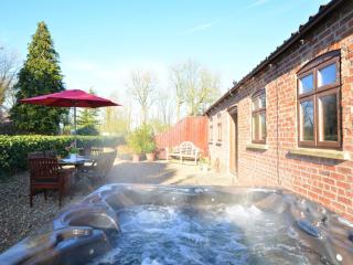 2 Bed in Lincoln 73853 - East Barkwith - 0
