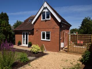 2 Bed in Lyndhurst 75879 - Totton and Eling - 0