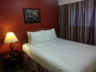 Edgewater Motel - Oyster Bay - 0