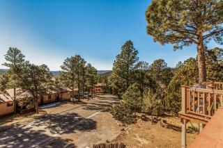 Grande View Condo: 3 Bedroom 2 Bathroom Townhome with a Game Room! - Ruidoso - 9