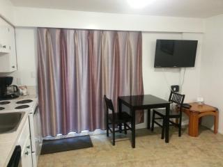 Edgewater Motel - 7