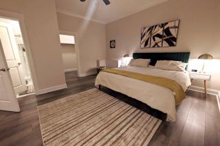 Lake View Bridgegate Family Couples Biz Retreat - 6