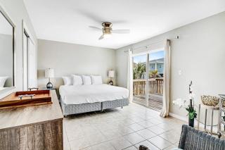 Bluetopia Blue Wahoos Beach House - 8