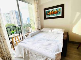 Beautiful floor 9th apartment Pool Gym Barranco - Lima - 3